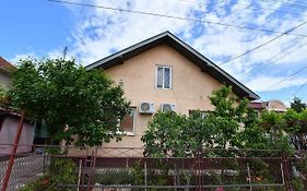 Kaza Apartment